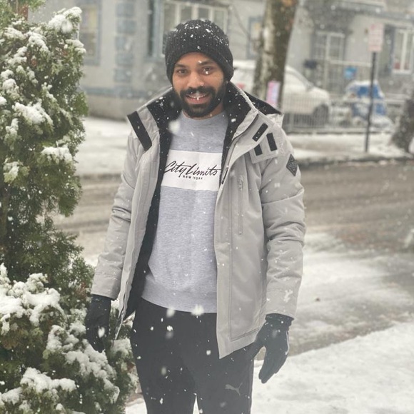 Meet your Posher, Kevin - Picture 1 of 1